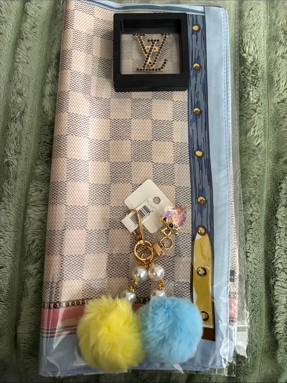 Fashion Scarf- Bag Charm and Brooch🌸